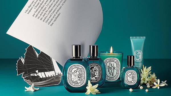 220315_DIPTYQUE_DOSON_HERO_SLIDER1.jpeg 220315_DIPTYQUE_DOSON_HERO_SLIDER1.jpeg