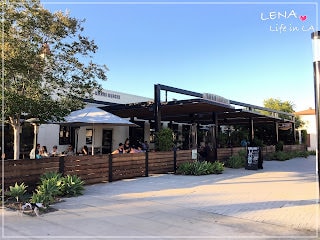 ｜美食-LA｜ UMAMI  取名自日本”うまみ”的漢堡店 @Anaheim Packing House
