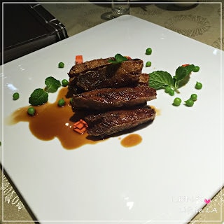 ｜上海美食｜ 上海魔都．秋季必吃大閘蟹．成隆行蟹王府